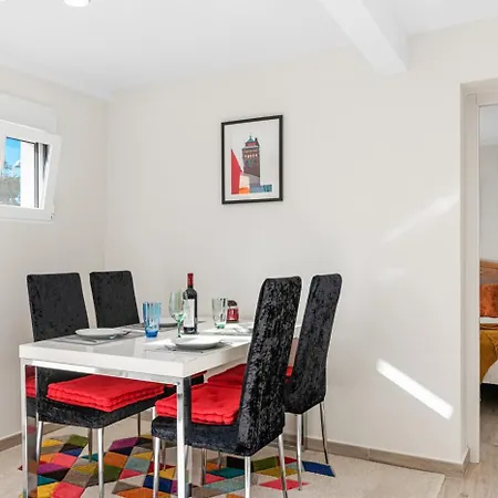 Campanilla - Plusholidays Vila *