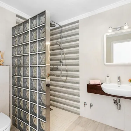 Campanilla - Plusholidays Villa *